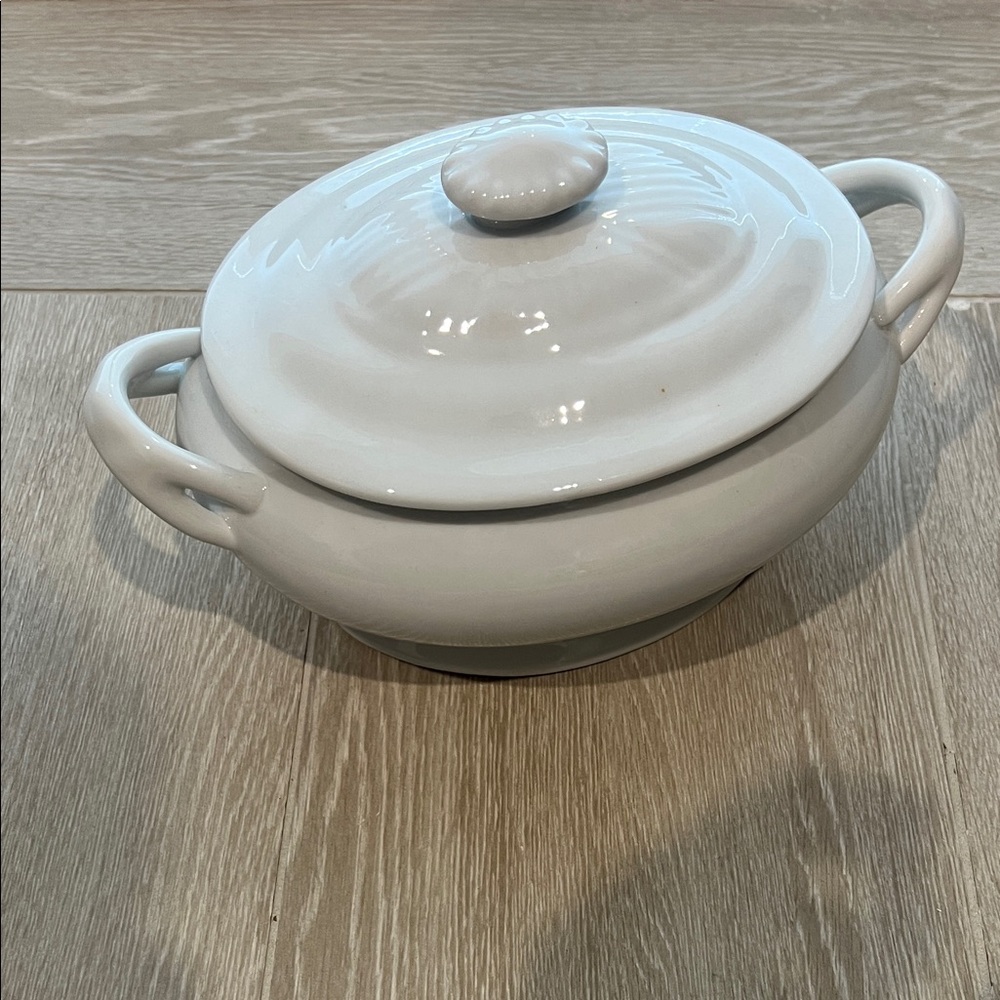 Elegant White Ceramic Casserole Dish